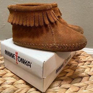 Minnetonka Moccasin Child's Back Flap Bootie